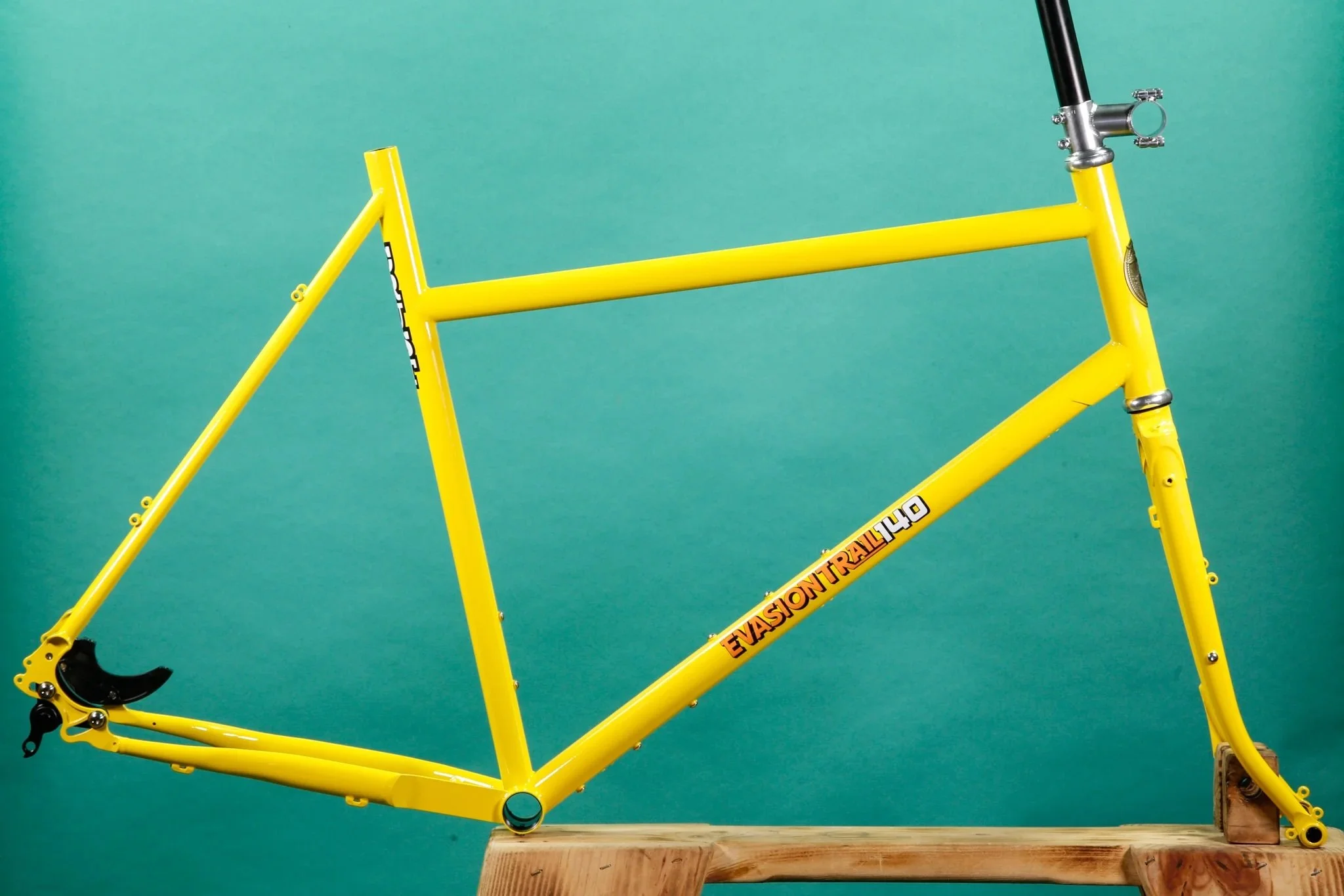 Brooklyn Park Bike, Neutrino Pre Order, and Crust Evasion Trail